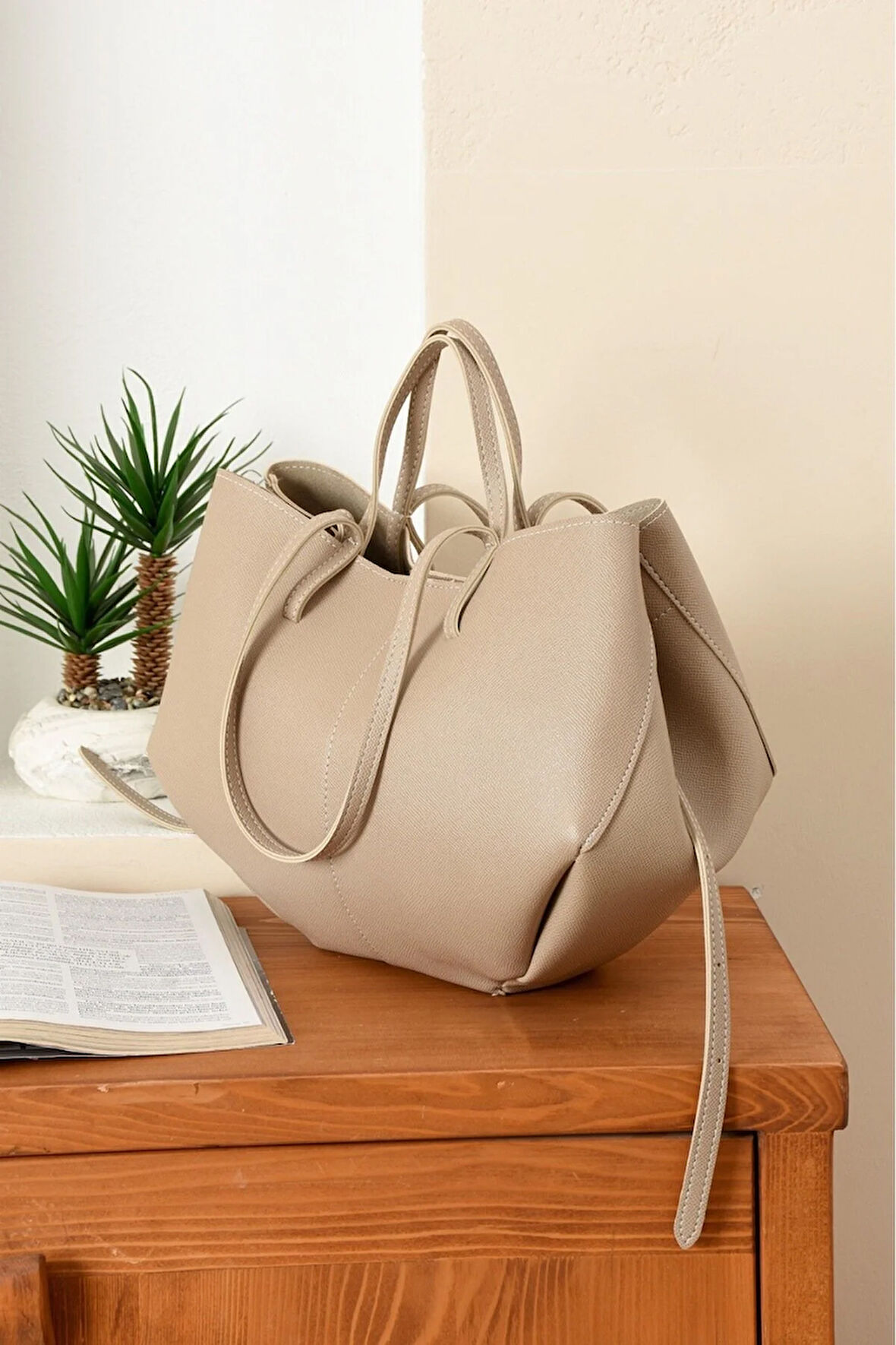 Lüks Cüzdan Hediyeli Büyük Kapasiteli Omuz Çantası