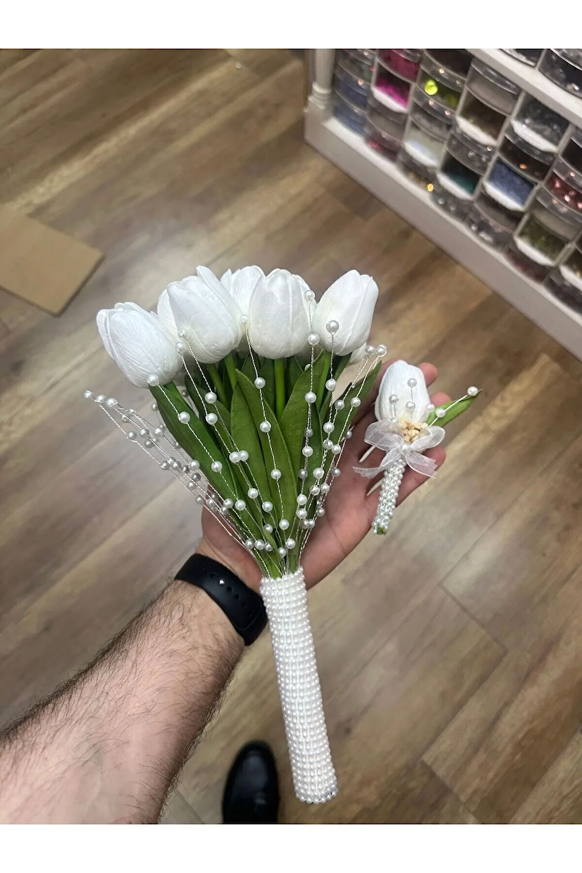 Lale İncili Gelin buket