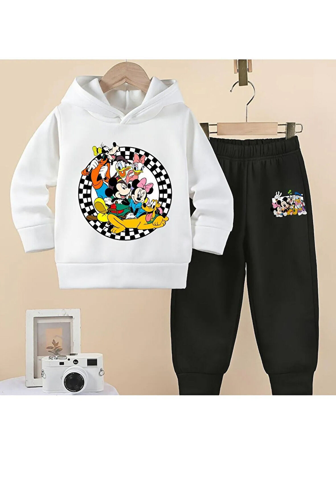 Çocuk Tasarım Mickey Duck Goofy Baskılı T-Shirt Şort Alt Üst Takım %100 Pamuk