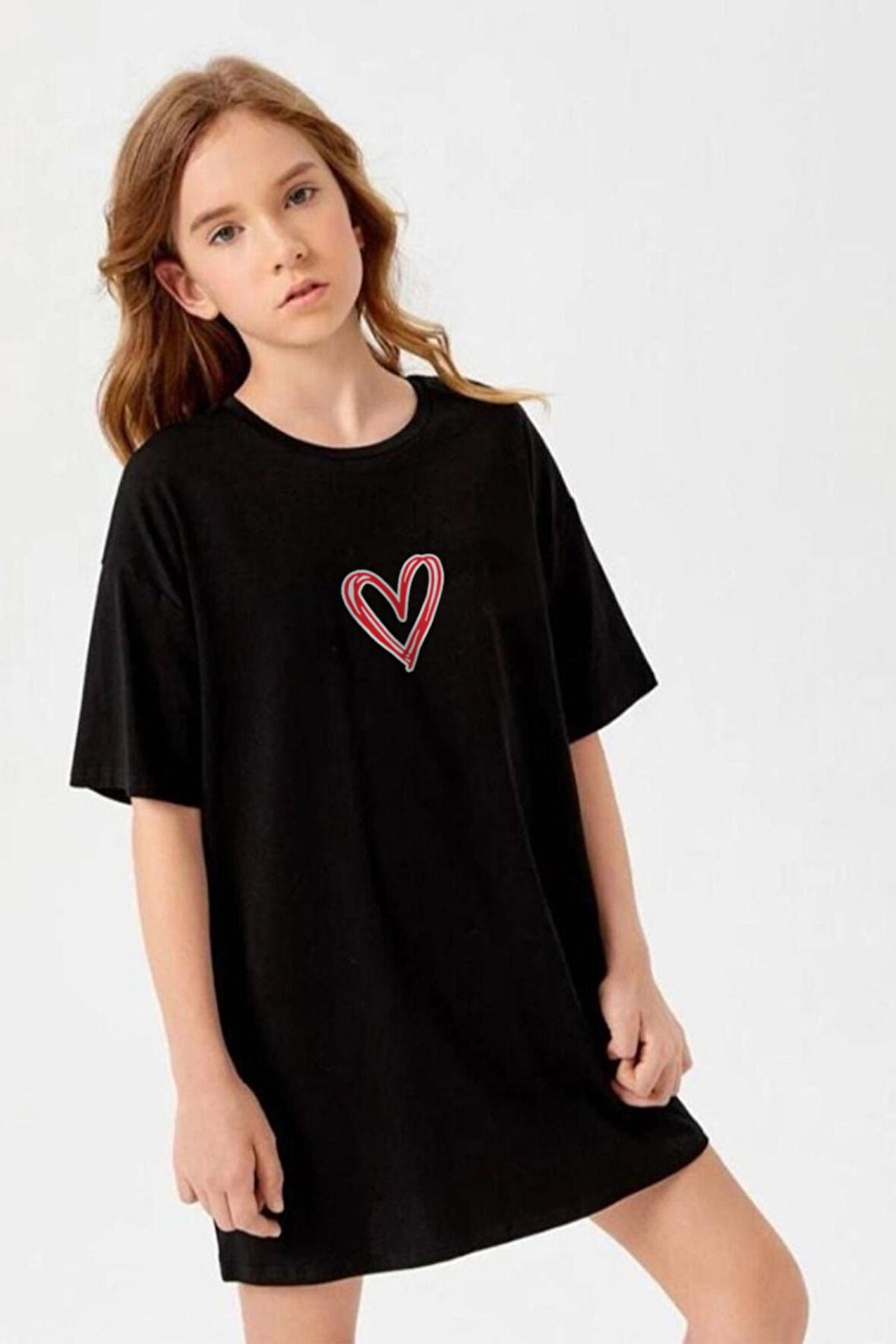 LUNAVISTA Kadın Kırmızı Kalp Baskılı Oversize T-shirt