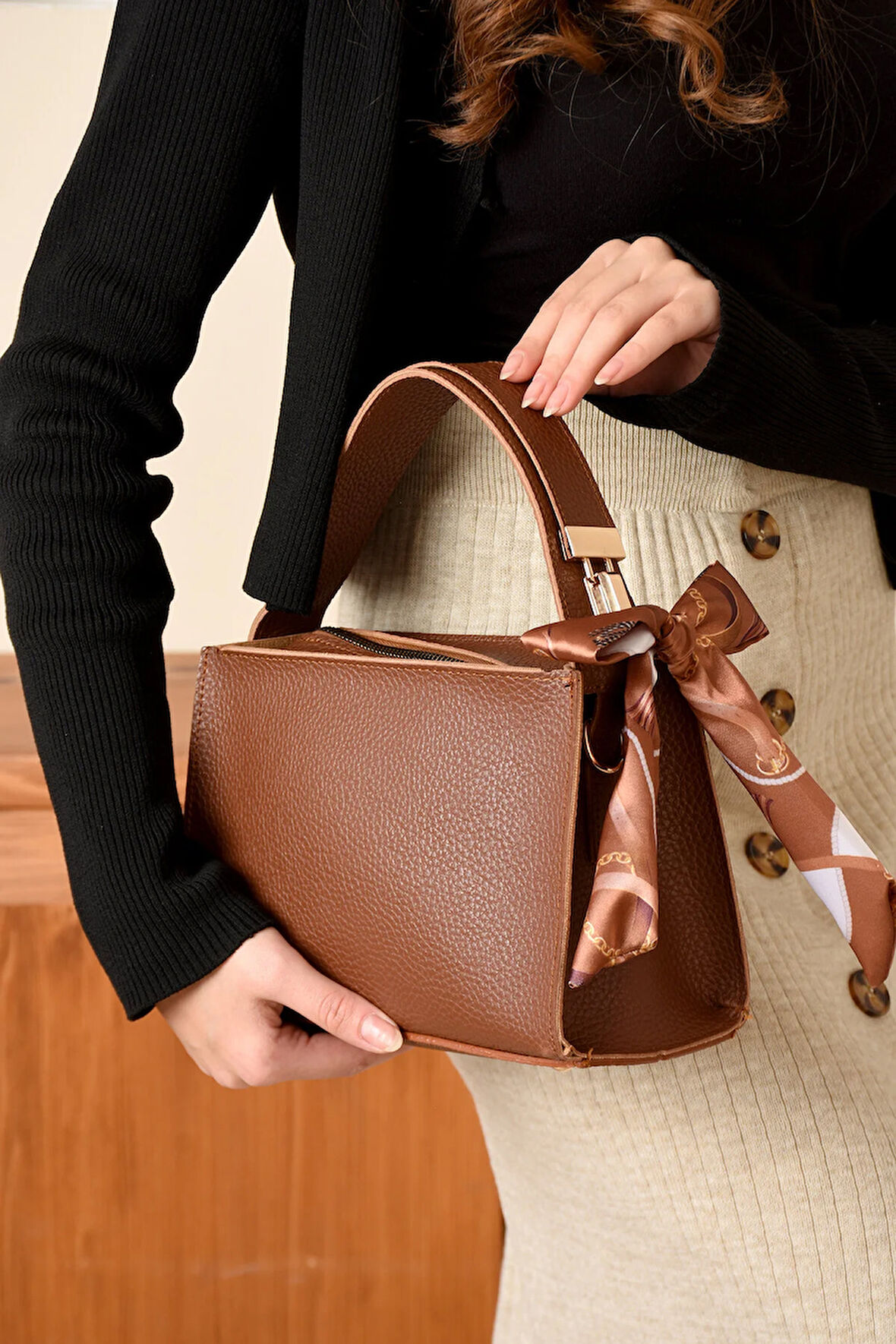 FULARLI ŞIK TREND EL VE OMUZ ÇANTASI