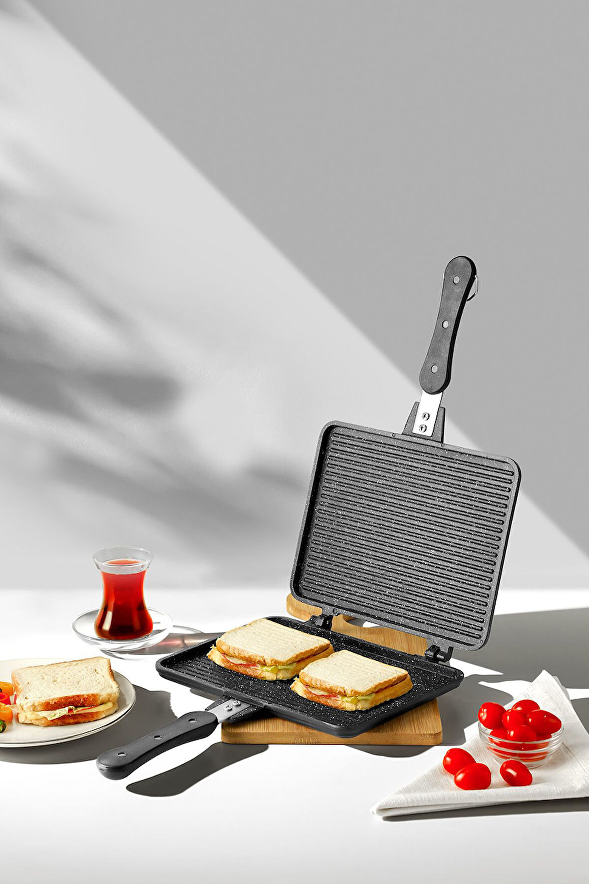 Nehir döküm maxi büyük teflon ocak üstü tost makinası - el tostu