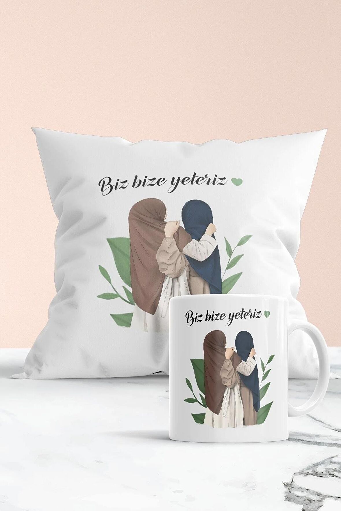 2 Arkadaşa Özel Biz Bize Yeteriz Hediyelik Yastık Ve Kupa Set