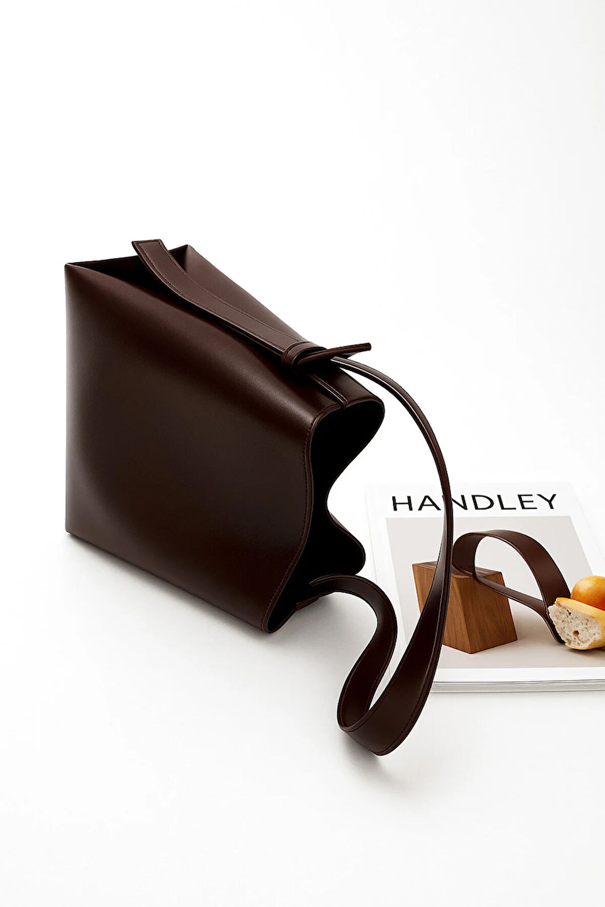 Luxe Sport Omuz Çantası + Makyaj Çantası Hediyeli