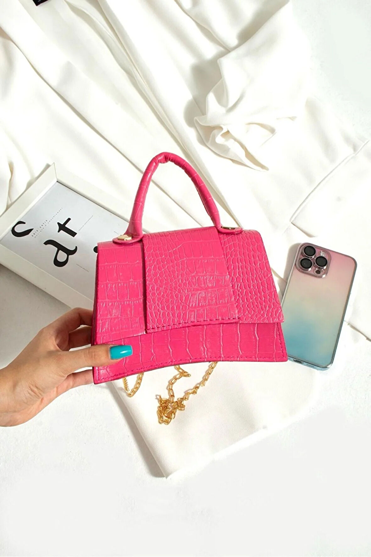 Kadın el ve omuz çantası zincir askılı kroko deri