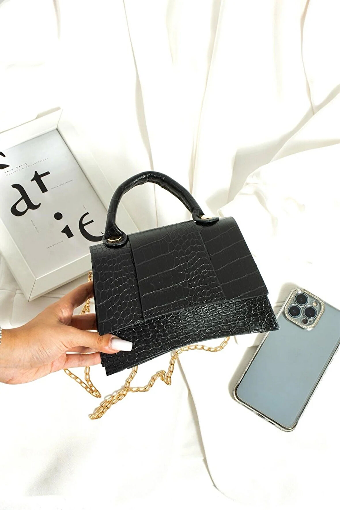 Kadın el ve omuz çantası zincir askılı kroko deri