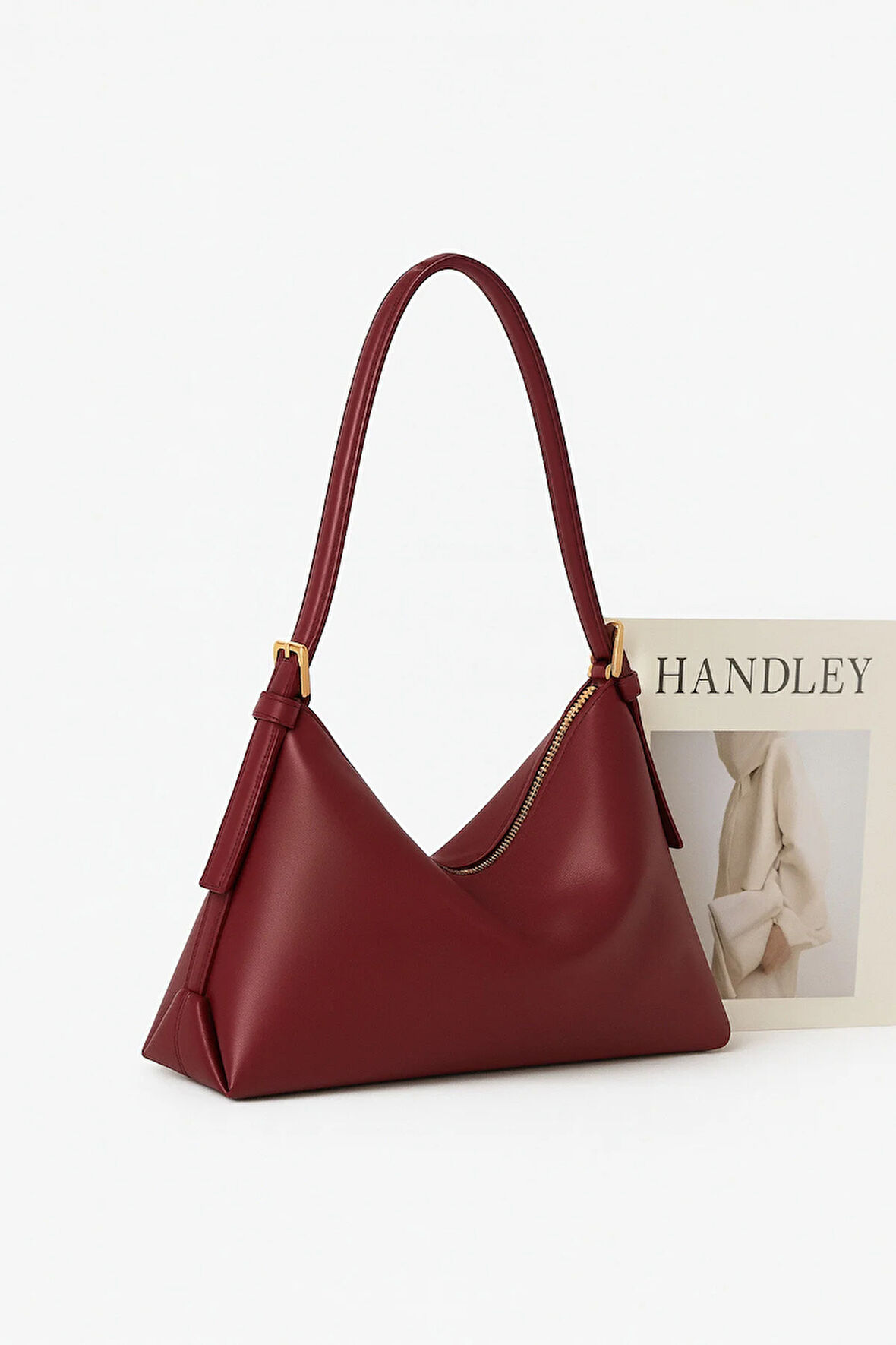 Lüks Suni Deri Omuz Çantası – Gold Detaylı Zarif Model