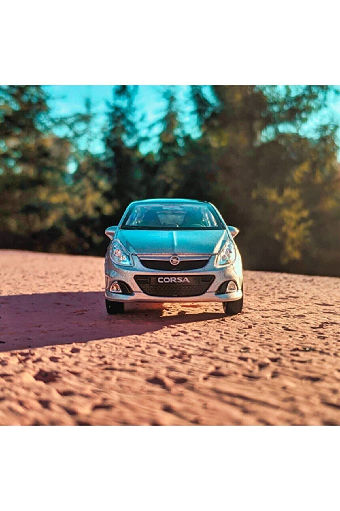 Corsa D Gri Koleksiyon Metal Araba 12cm