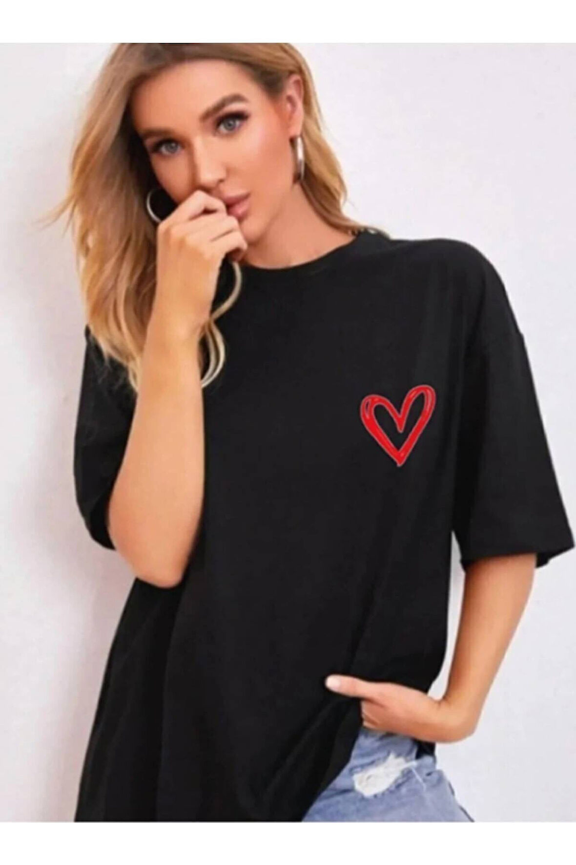 Kalp Baskılı Oversize Tshirt.