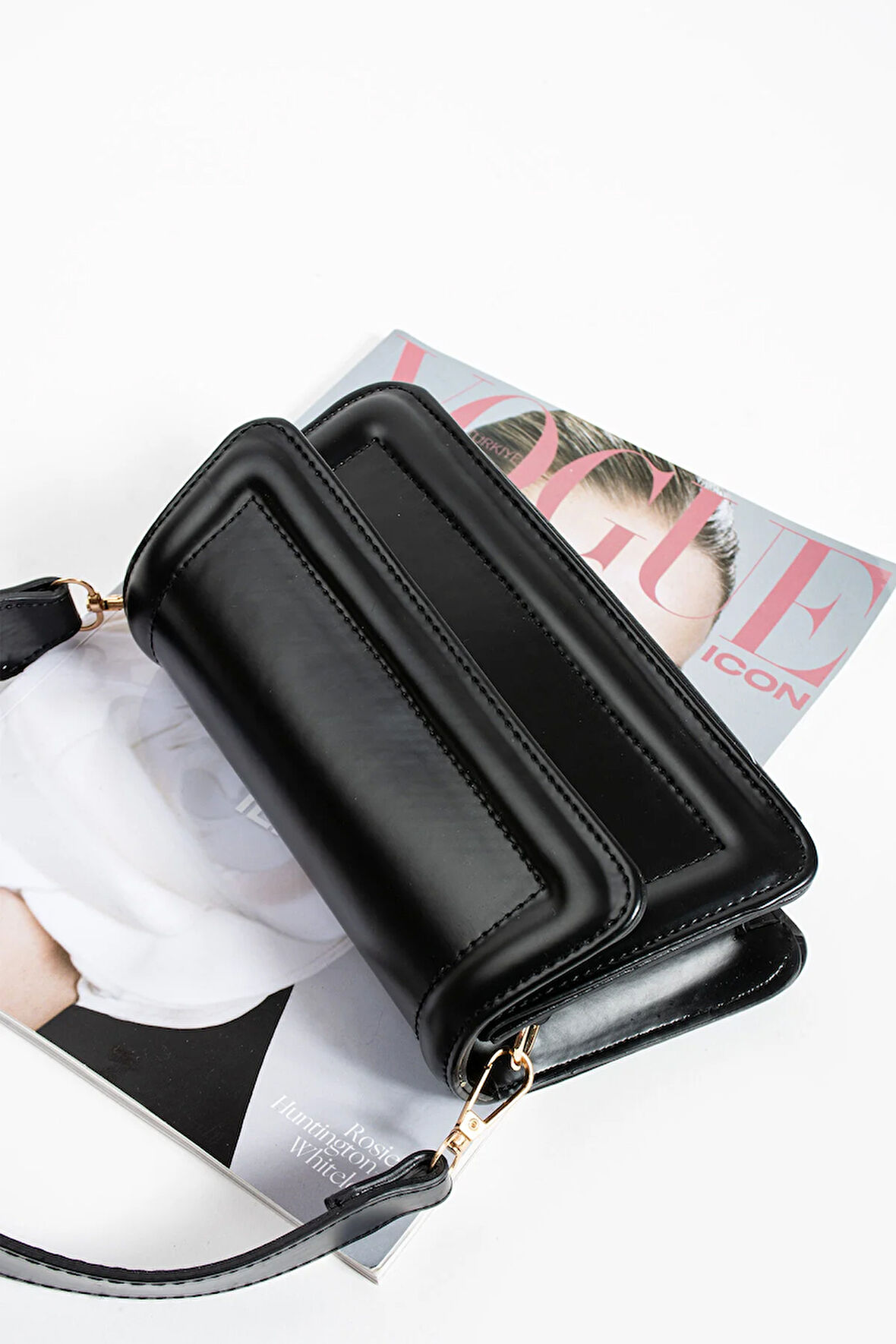 Kadın Çapraz Askılı Ve Elden Tutmalı Çanta