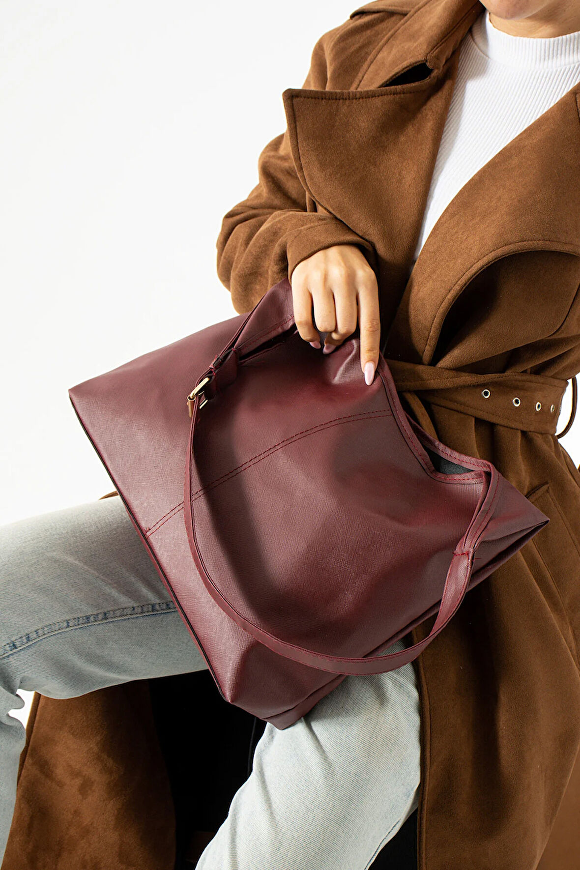 Kadın omuz çantası mıknatıs kapamalı büyük omuz çantası