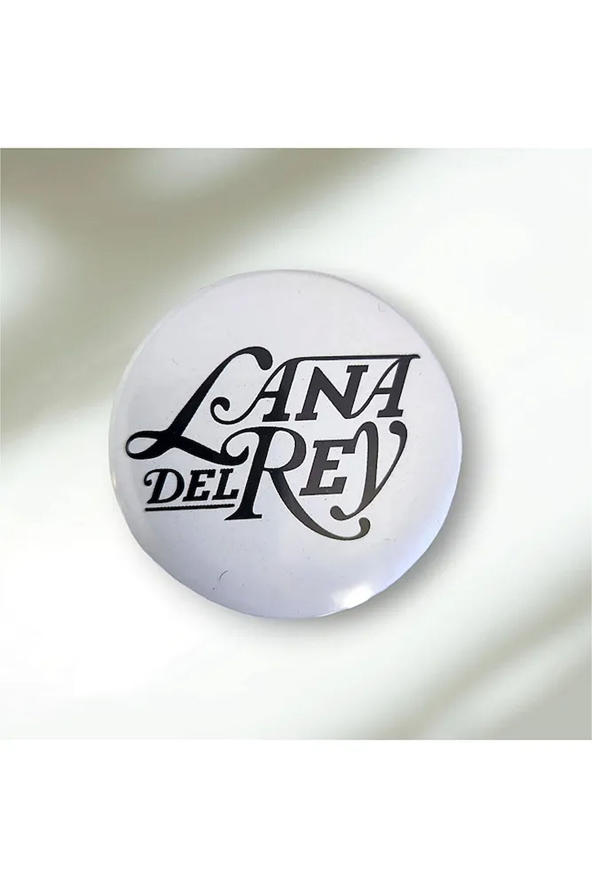 Lana Del Rey Buton Rozet
