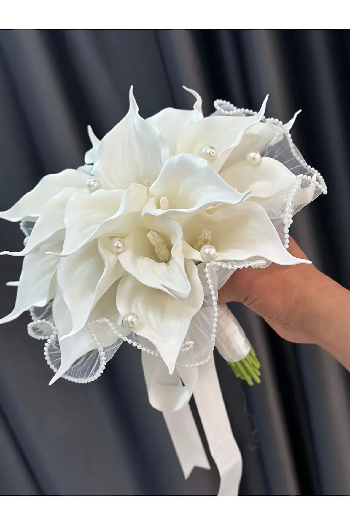 TÜL DETAYLI İNCİLİ GALA BUKETİ