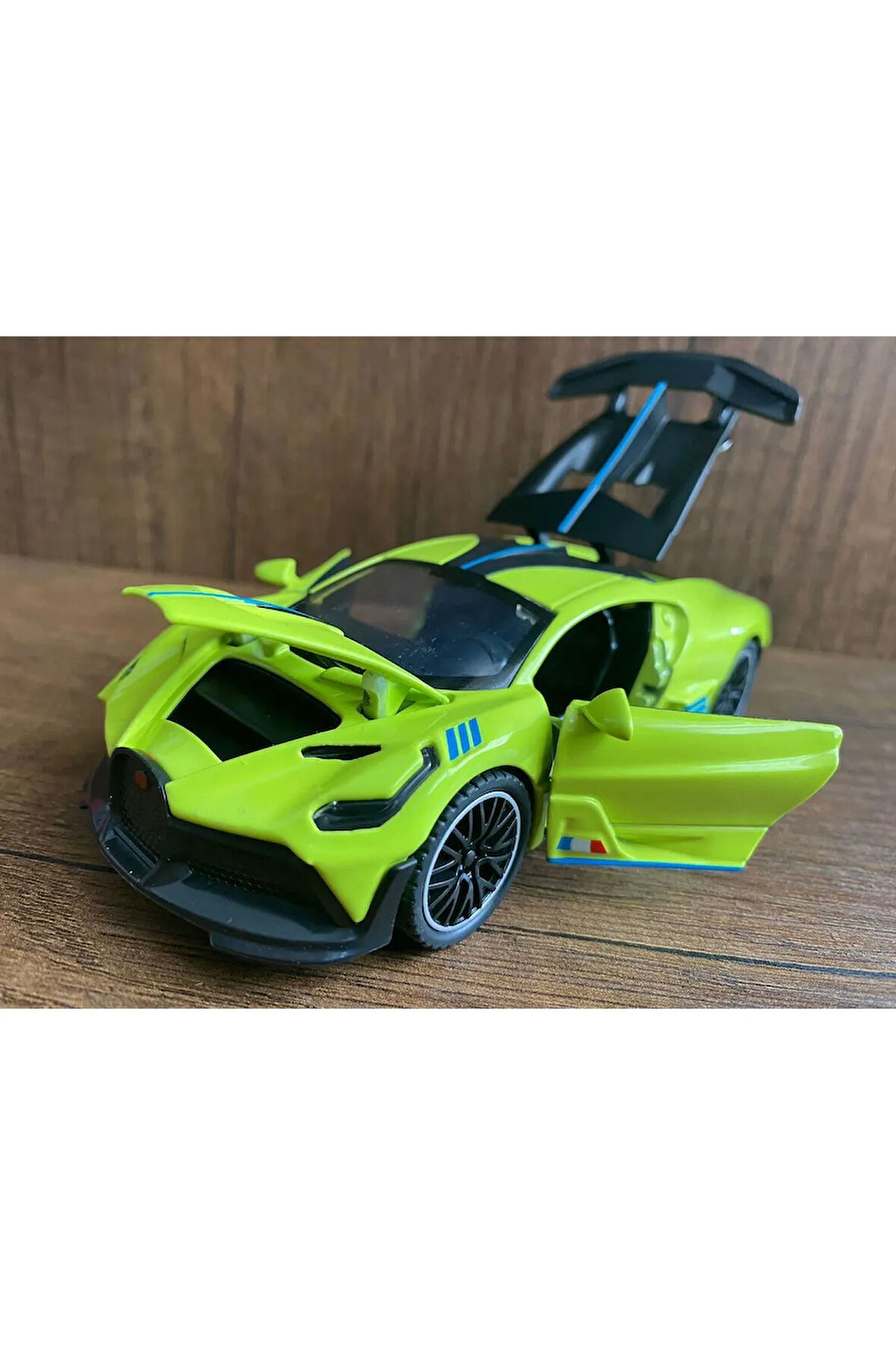 Bugatti Divo Sport ARABA OYUNCAK BUGATTİ ARABA YEŞİL BUGATTİ DIECAST ARABA