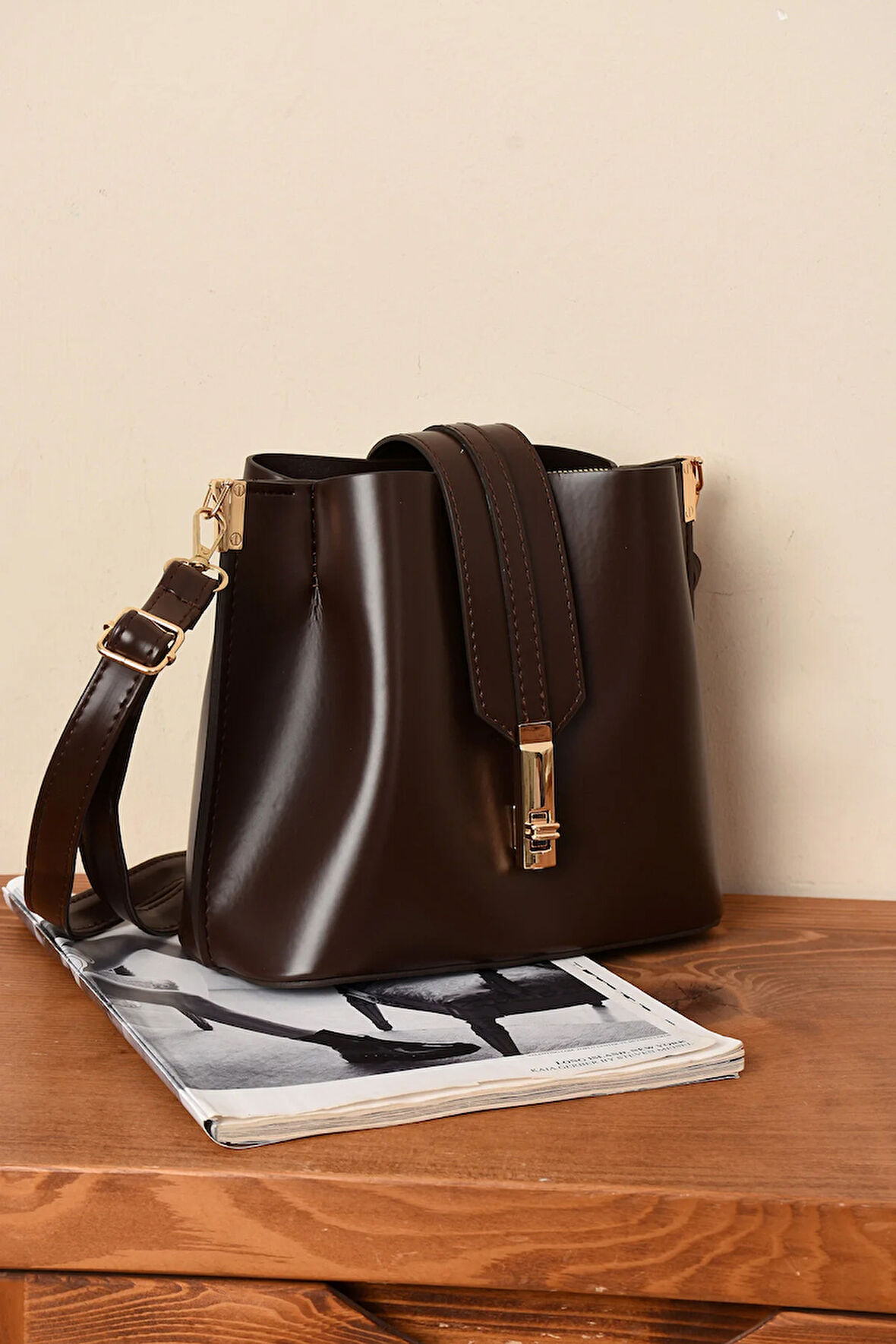 Kadın 3 Bölmeli Elden Tutmalı Omuzdan Asmalı Kaliteli Çanta