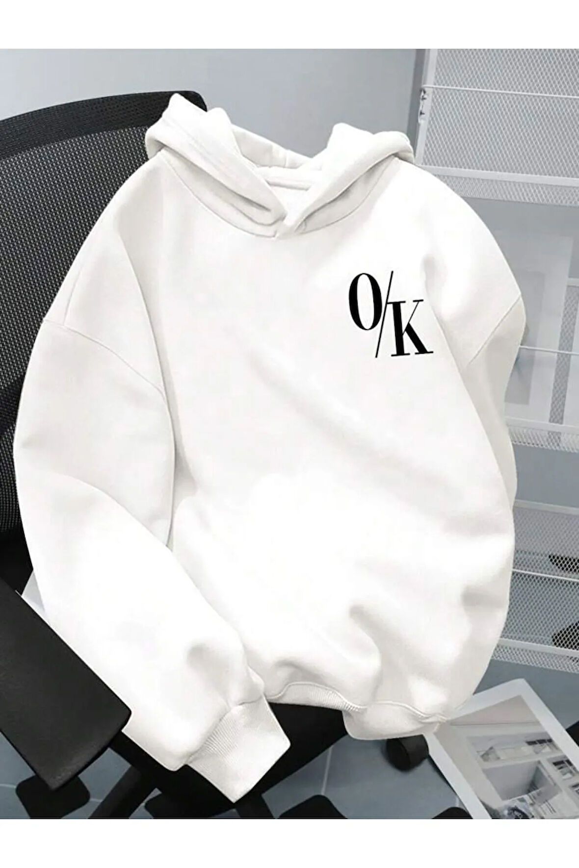 Kız\Erkek Çocuk Beyaz OK Baskılı Kapşonlu Sweatshirt