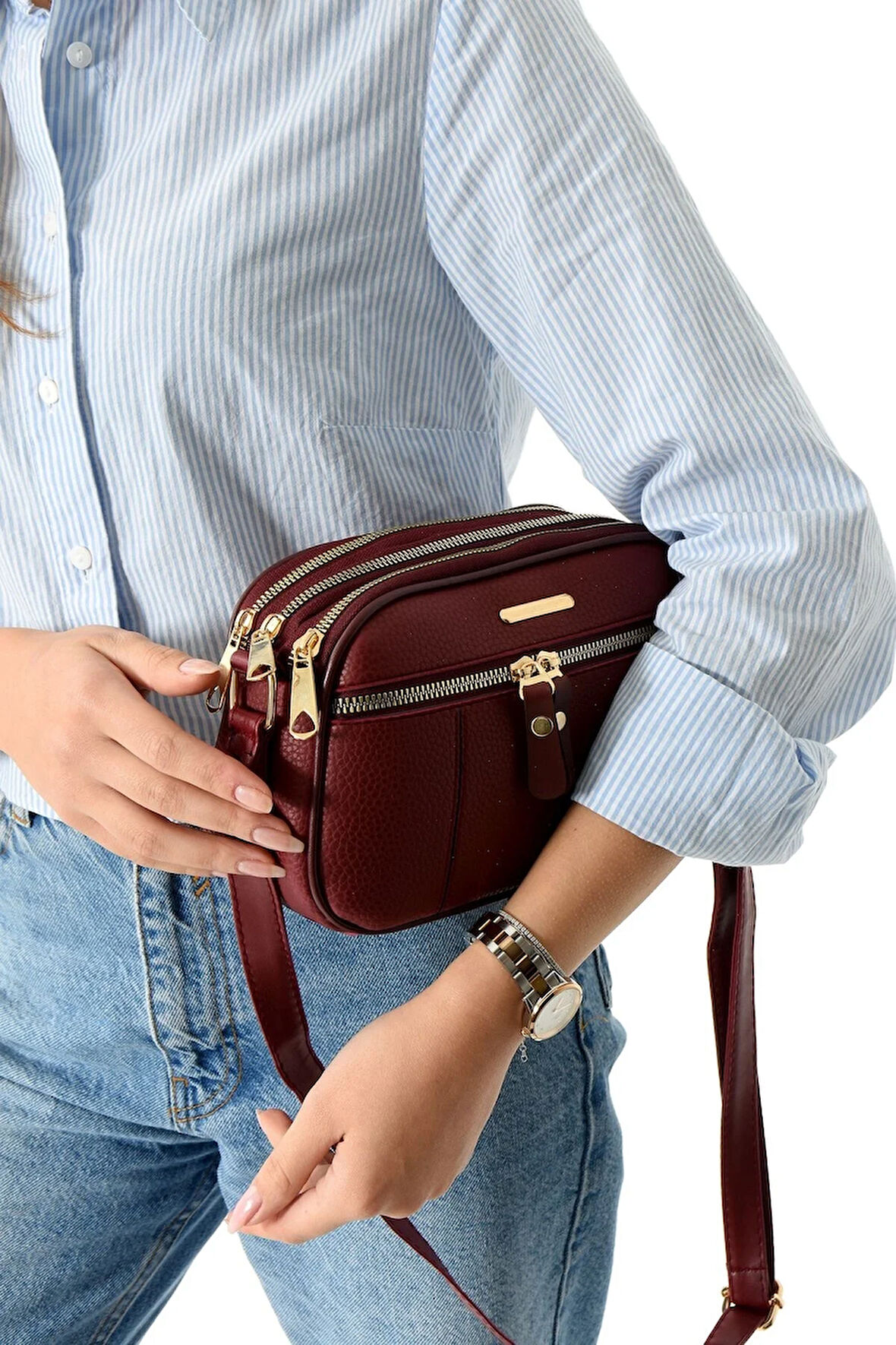 Kadın çapraz askılı 4 bölmeli omuz çantası