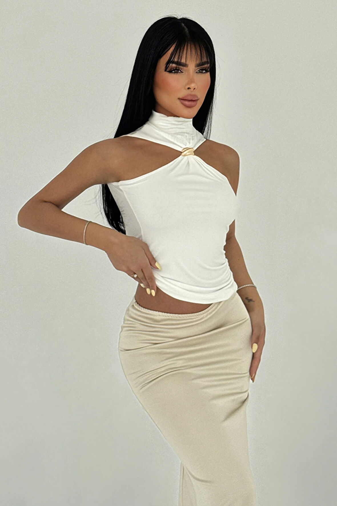 Beyaz Nolia Aksesuar Detaylı Bluz ATE-2830