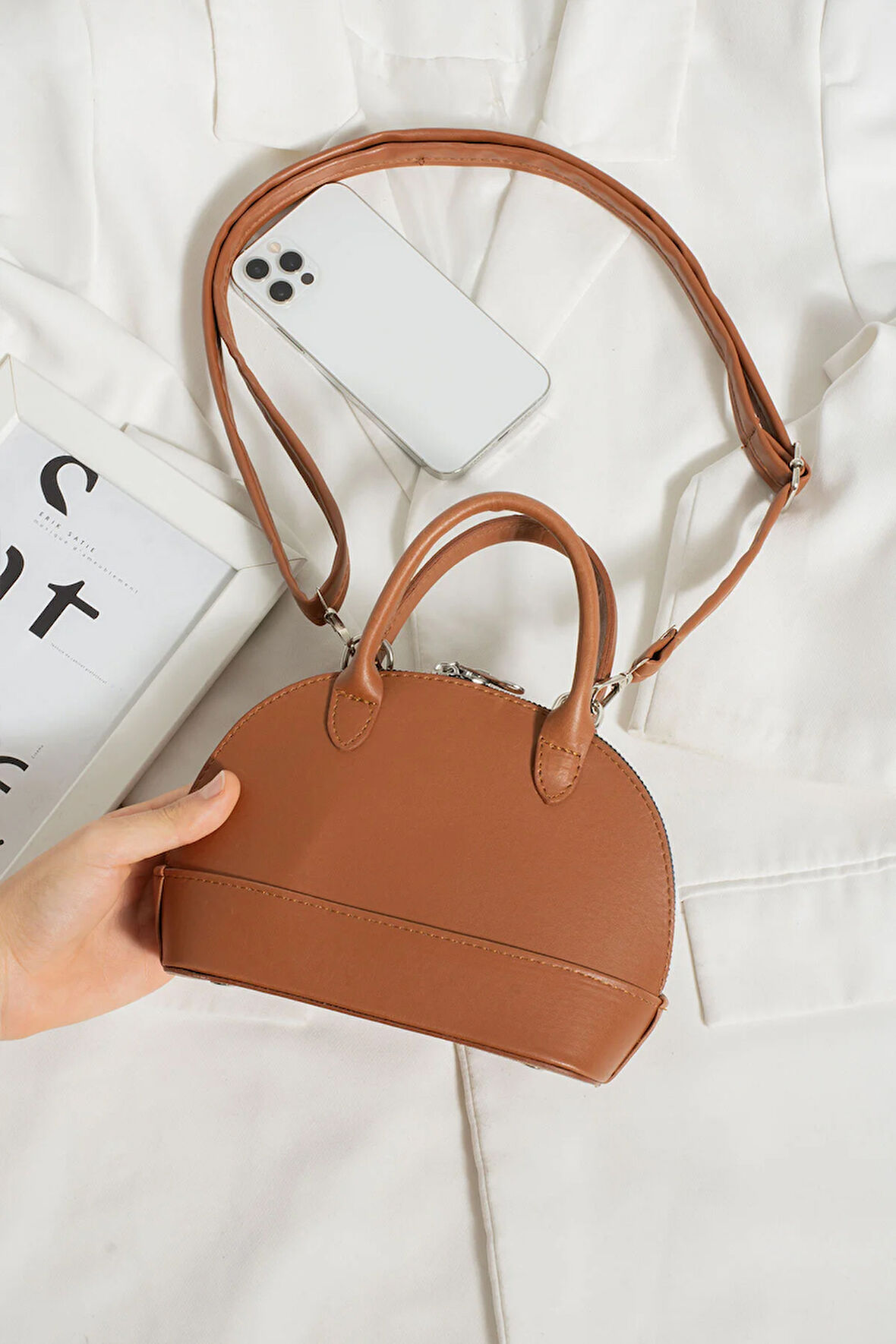 D model mini şişe çapraz askılı kutu