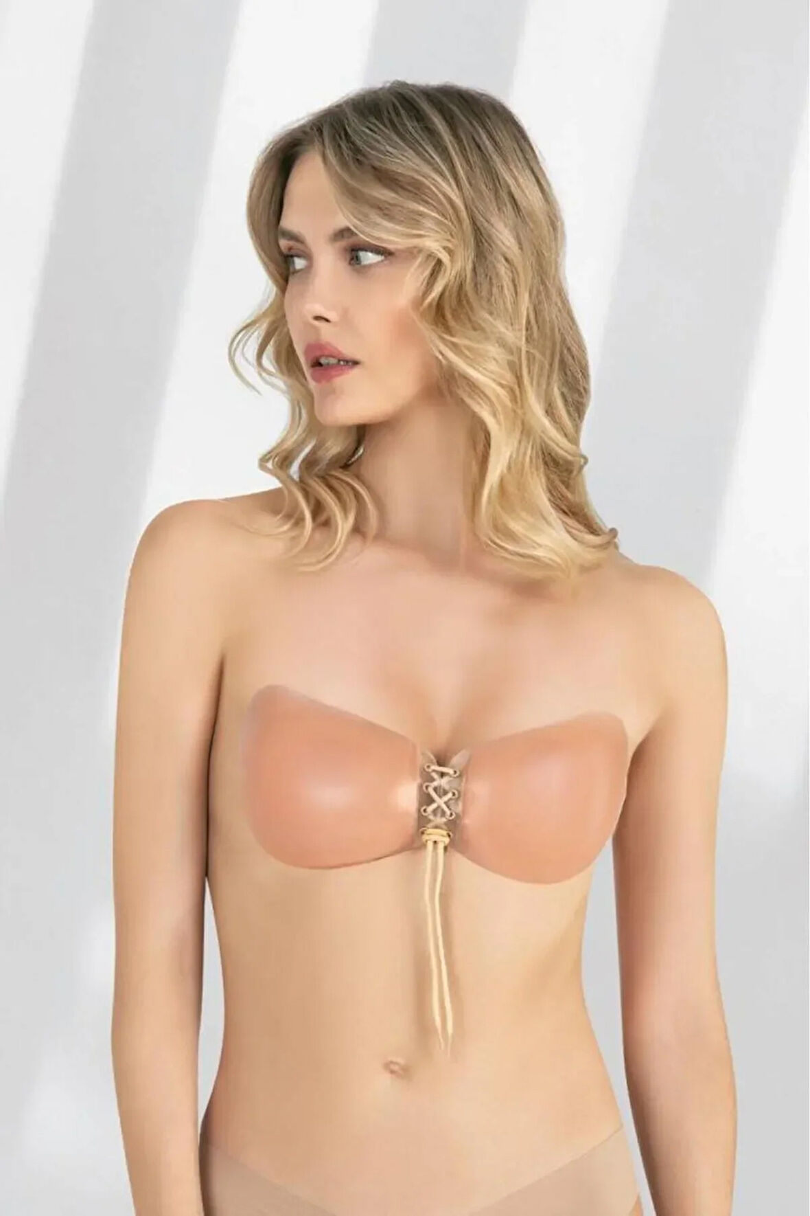 İpli Yapışkanlı Silikon Sütyen 3470