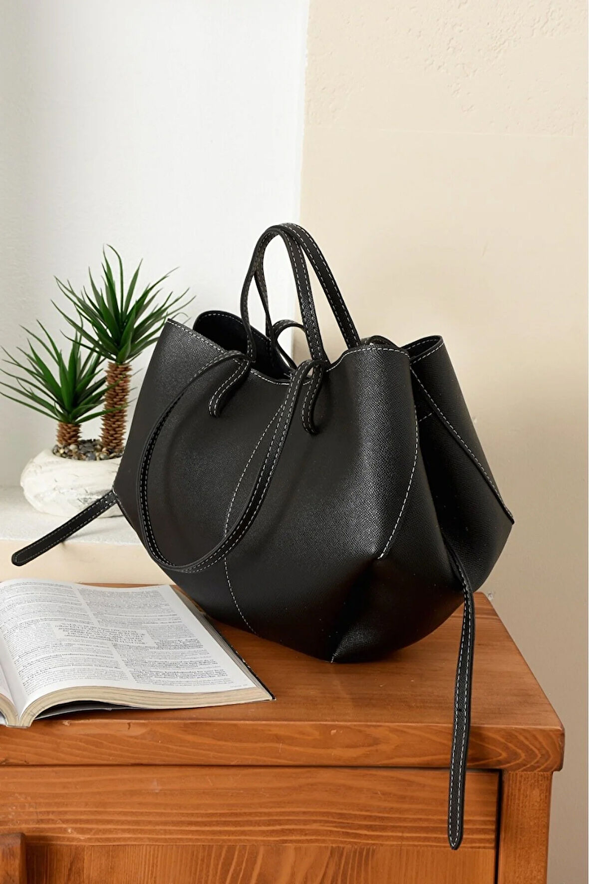 Lüks Cüzdan Hediyeli Büyük Kapasiteli Omuz Çantası