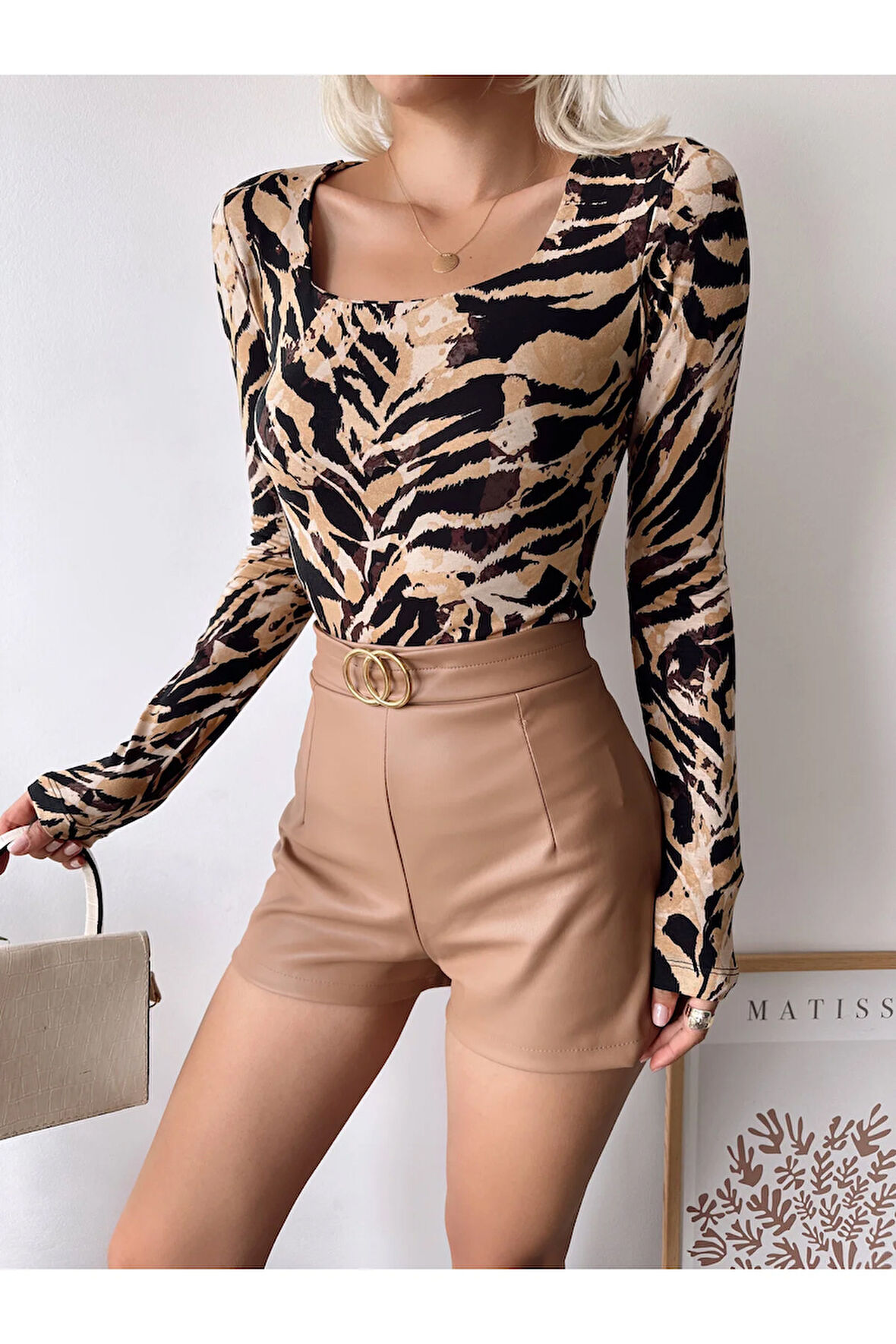 Kadın Kahverengi Sonbahar Desen Kare Yaka Uzun Kol Viskon Bluz