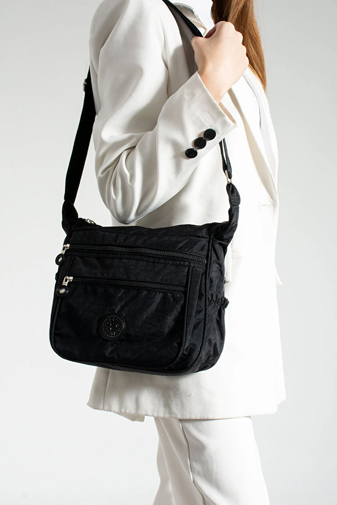 Çok Gözlü Su Geçirmez Kumaş Omuz Çantası