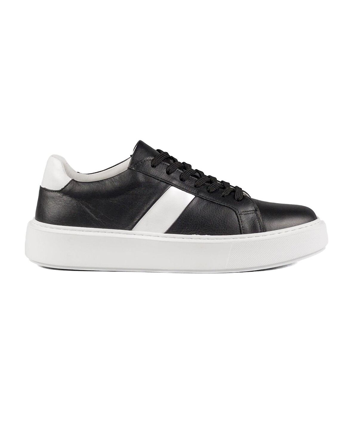 Fazer Siyah-Beyaz Hakiki Deri Beyaz Taban Erkek Spor (Sneaker) Ayakkabı Numara 43