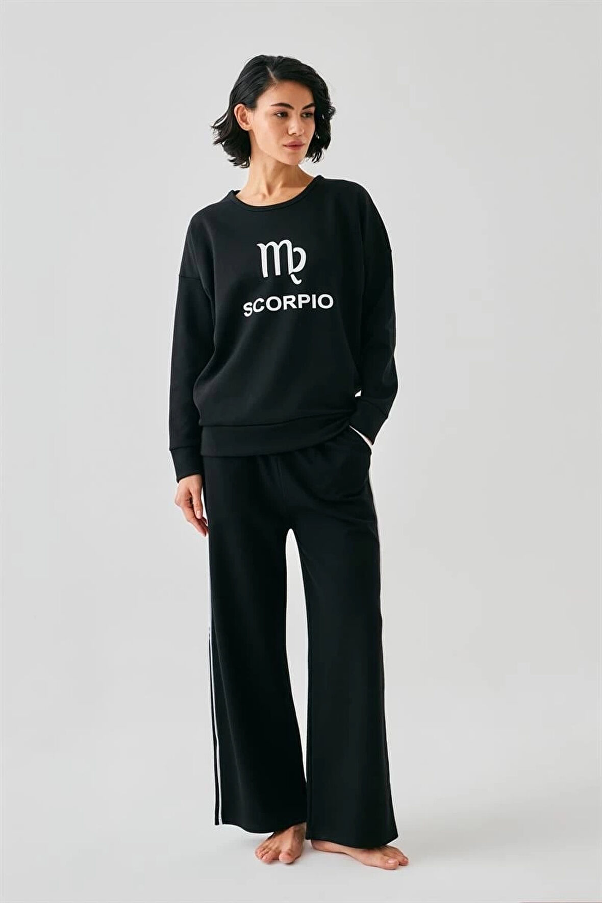 Giyim Kadın Siyah Akrep Burcu Oversize 2 İplik Eşofman Ev Giyim Takımı