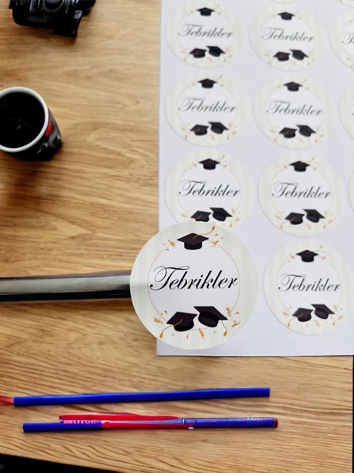 Tebrikler Yazılı Sticker Etiket  - Karne Mezuniyet  Hatırası Hediyesi Etiketi 35 adet -T466