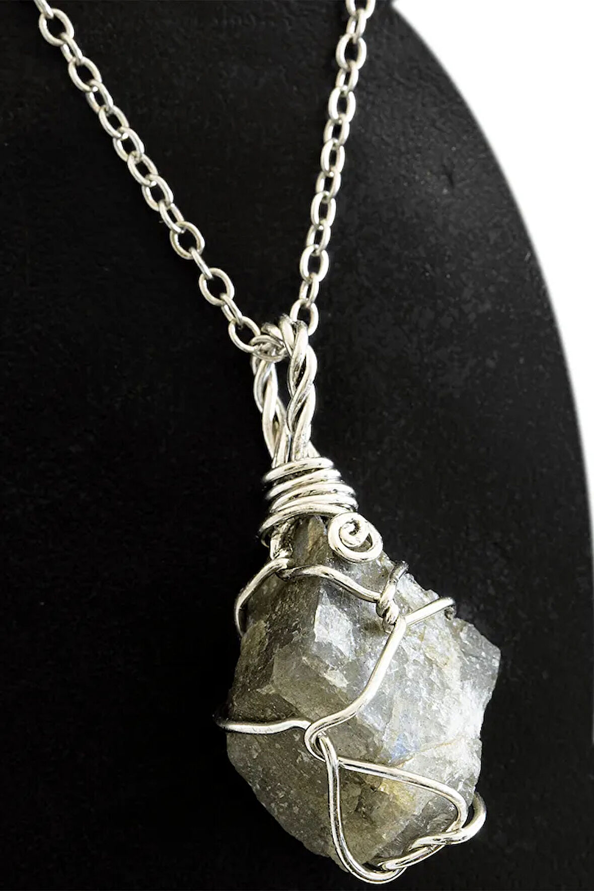 Sertifikalı Ham Tel Sargılı Labradorit Taşı Kolye