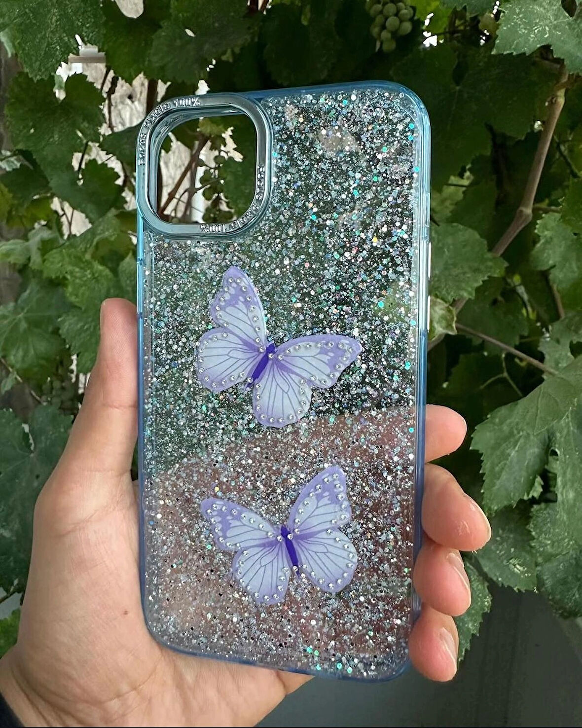 Apple iPhone 14 Plus Uyumlu Taşlı Simli Kelebekli Kılıf