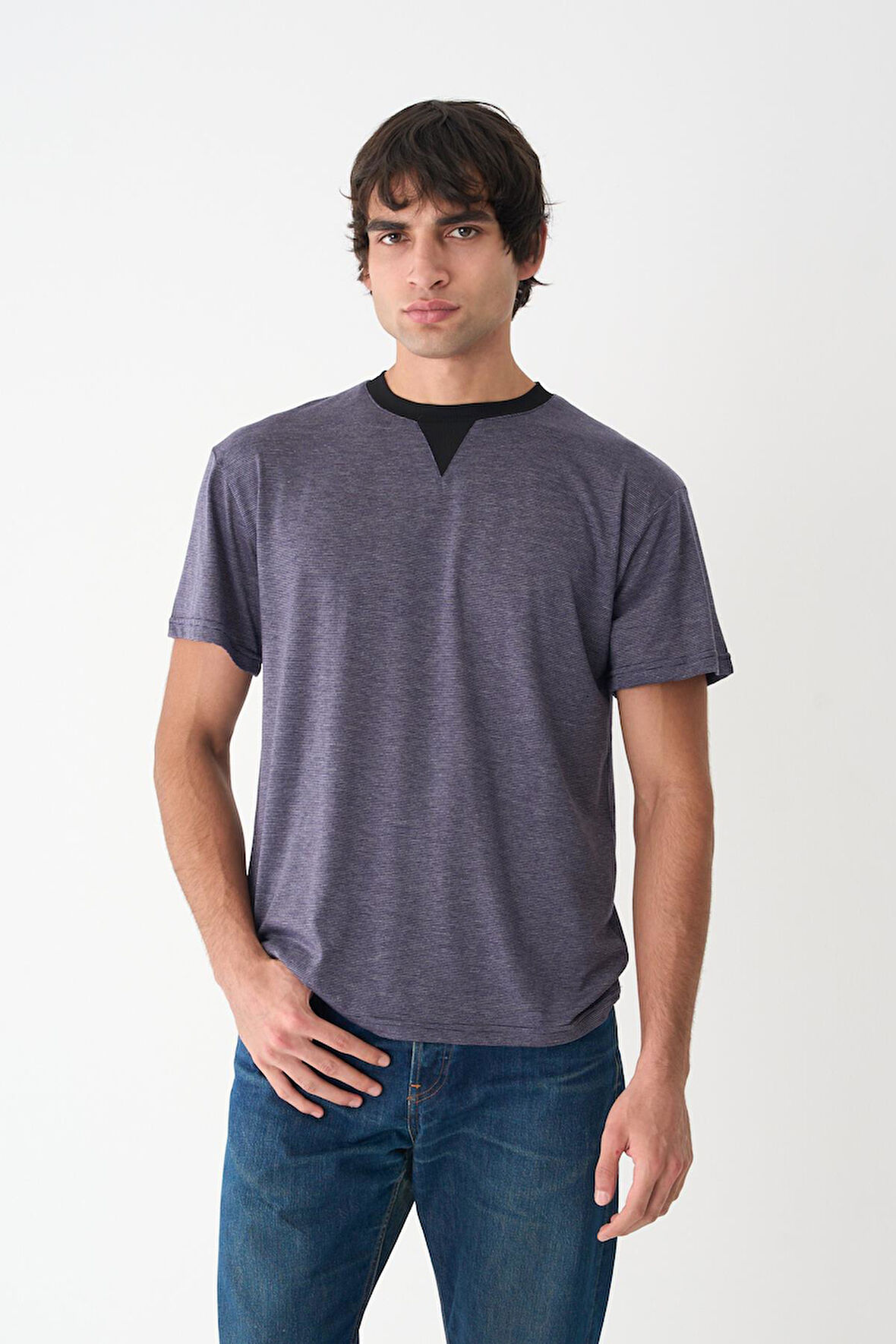 Bisiklet Yaka Çizgili Erkek T-Shirt