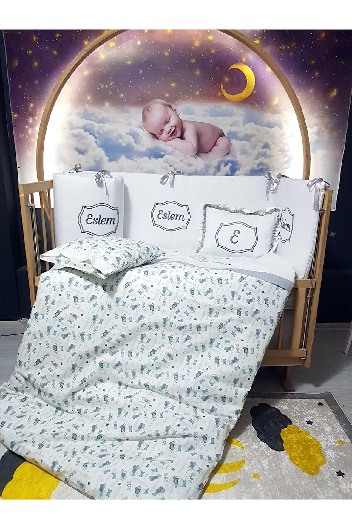 Elit Serisi 60x120 İsimli Bebek Uyku Seti Pamuklu - Gri Hippo, Nakışlı Kenar Korumalık ve Kırlent