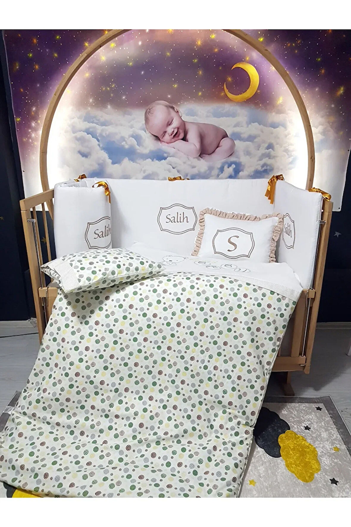 Elit Serisi 60x120 İsimli Bebek Uyku Seti Pamuklu - Kahve Daire, Nakışlı Beşik Korumalık ve Kırlent