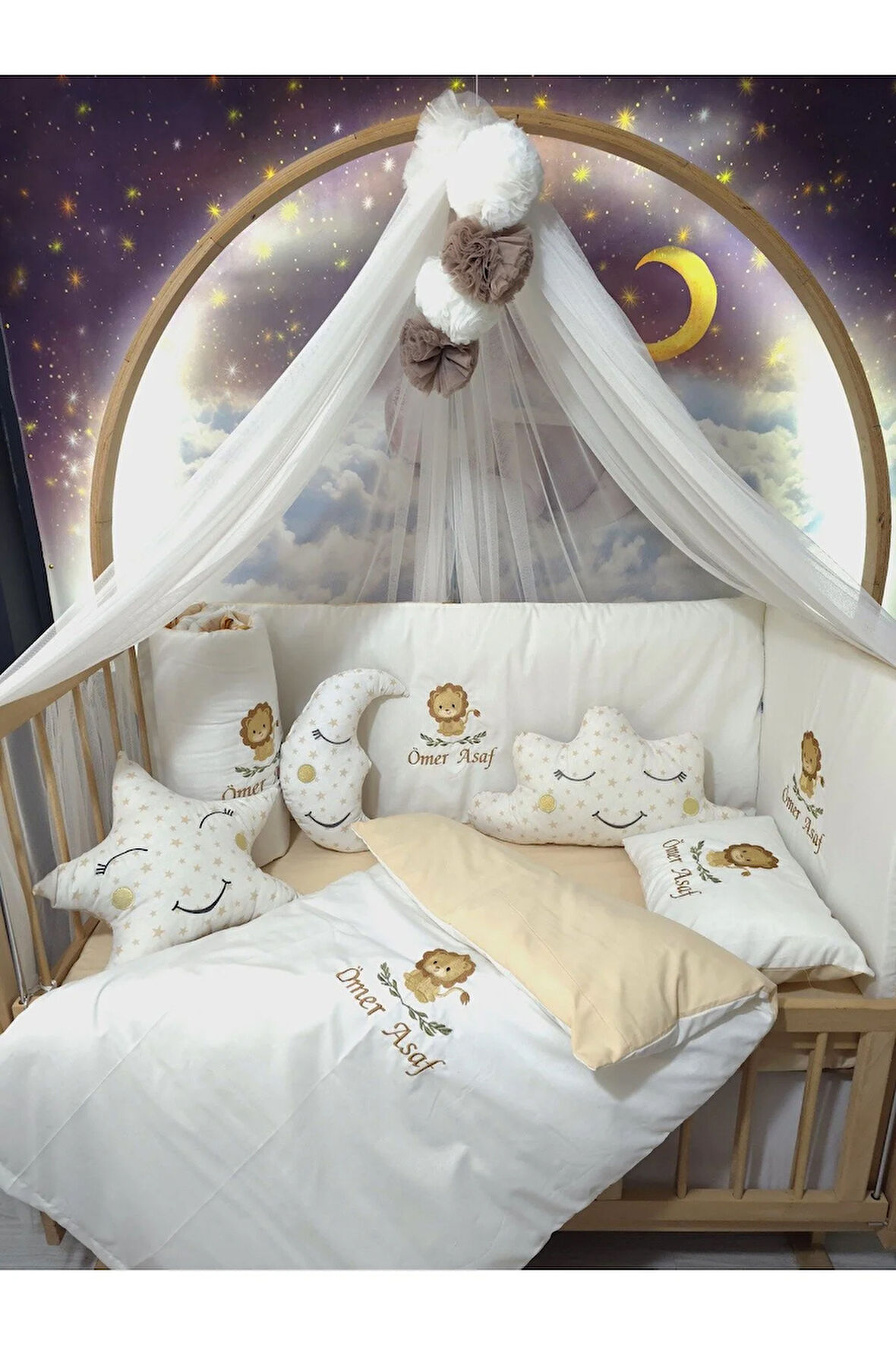 60x120 Nakışlı İsimli Bebek Uyku Seti 17 Parça - Lüks Cibinlik Ve Aparat - Aslan