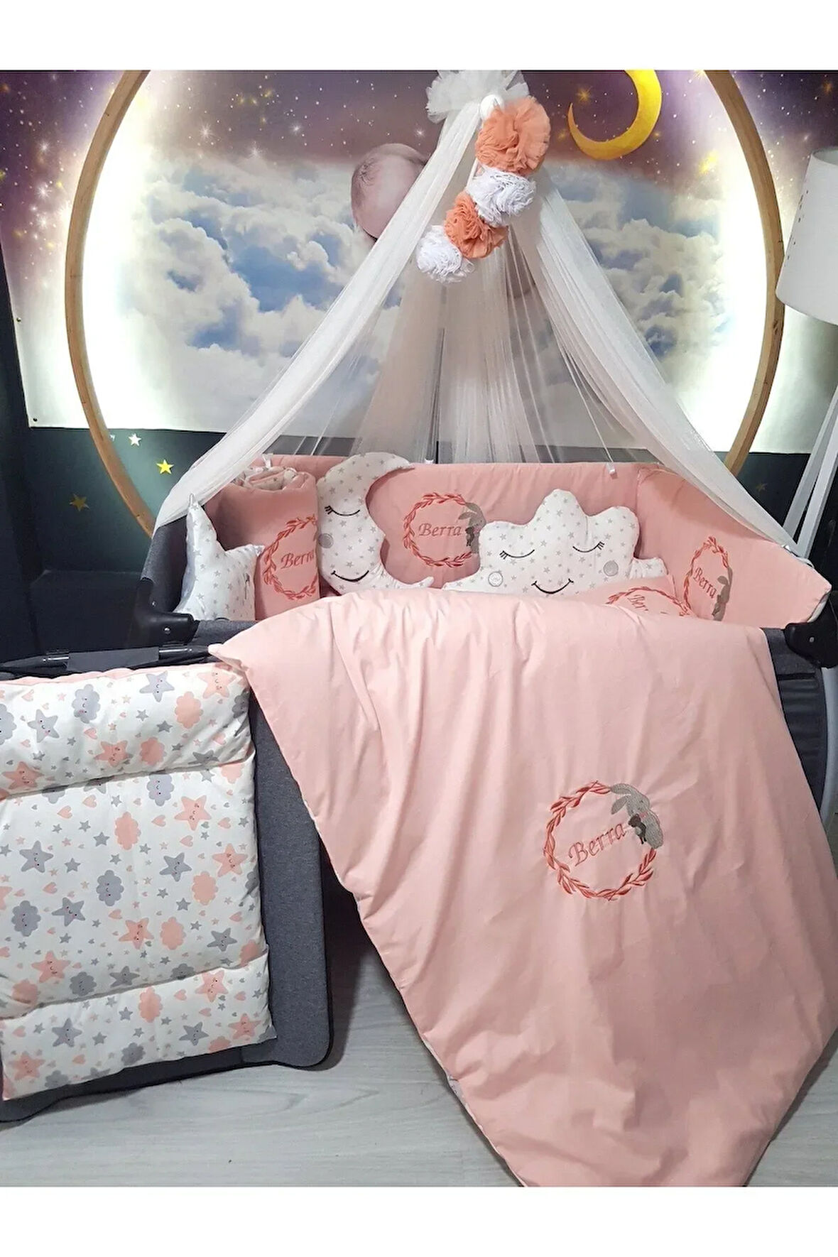 70x110 Nakışlı Bebek Uyku Seti İsimli - Lüks Cibinlik Ve Aparat - Tavşan Nakış Motifi