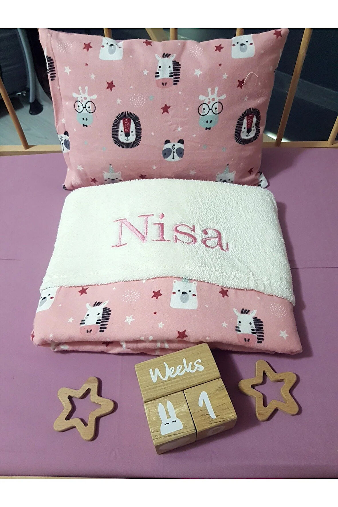İsimli Pazen Uyku Seti 4 Parça (Nakışlı Welsoft Bebek Battaniyesi, Çarşaf, Yastık Kılıfı ve Yastık)