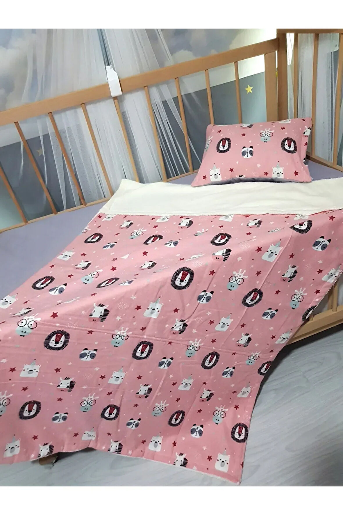 90x120 Pazen Uyku Seti 4'lü - Pembe Gri (YUMUŞACIK BEBEK BATTANİYESİ, ÇARŞAF VE KILIFLI YASTIK)