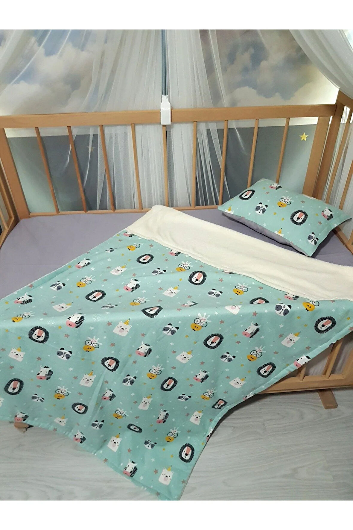 90x120 Pazen Uyku Seti 4'lü - Yeşil Gri (YUMUŞACIK BEBEK BATTANİYESİ, ÇARŞAF VE KILIFLI YASTIK)