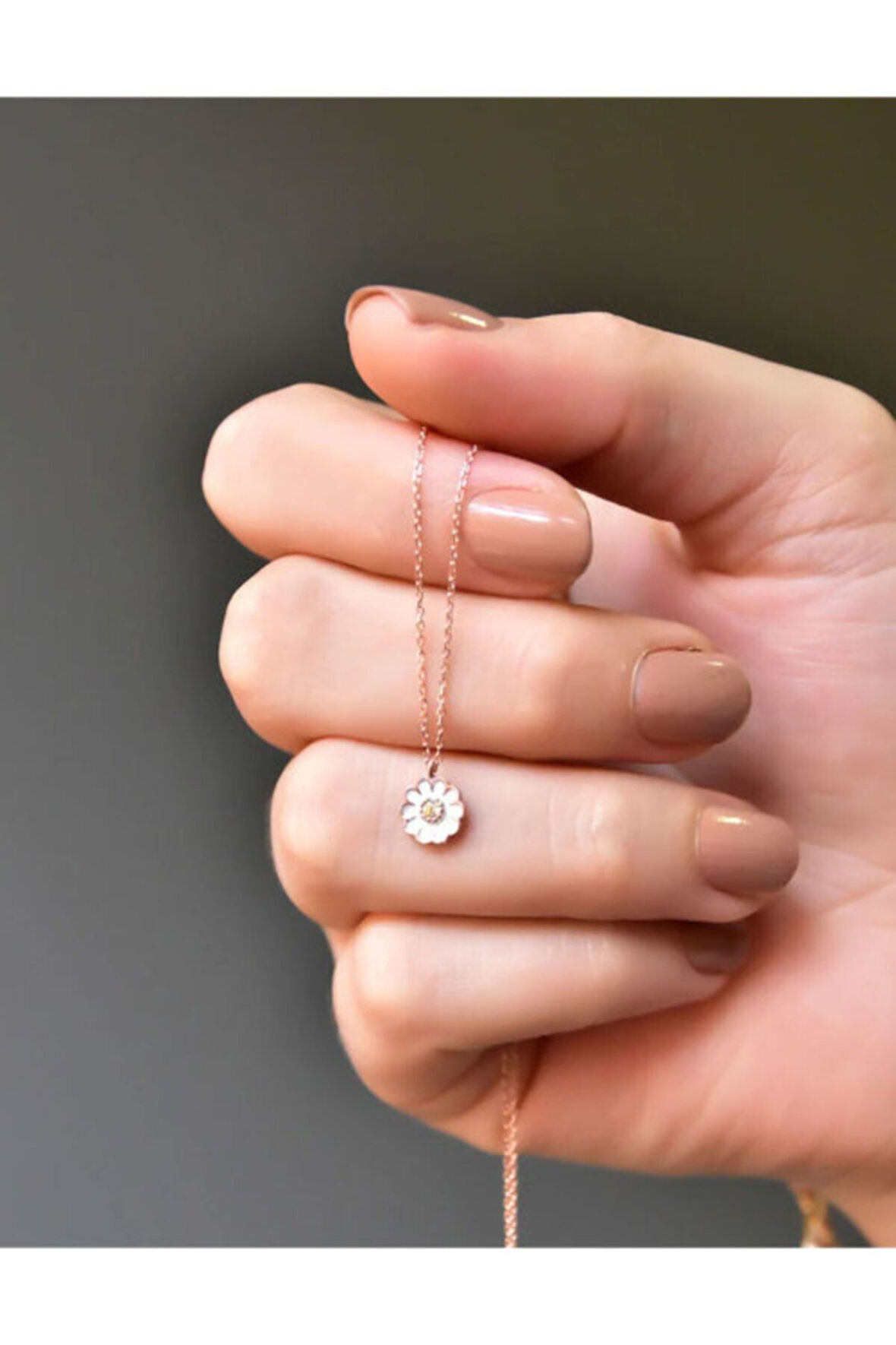 Kadın Taşlı Papatya Model Rose Kaplama 925 Ayar Gümüş Kolye