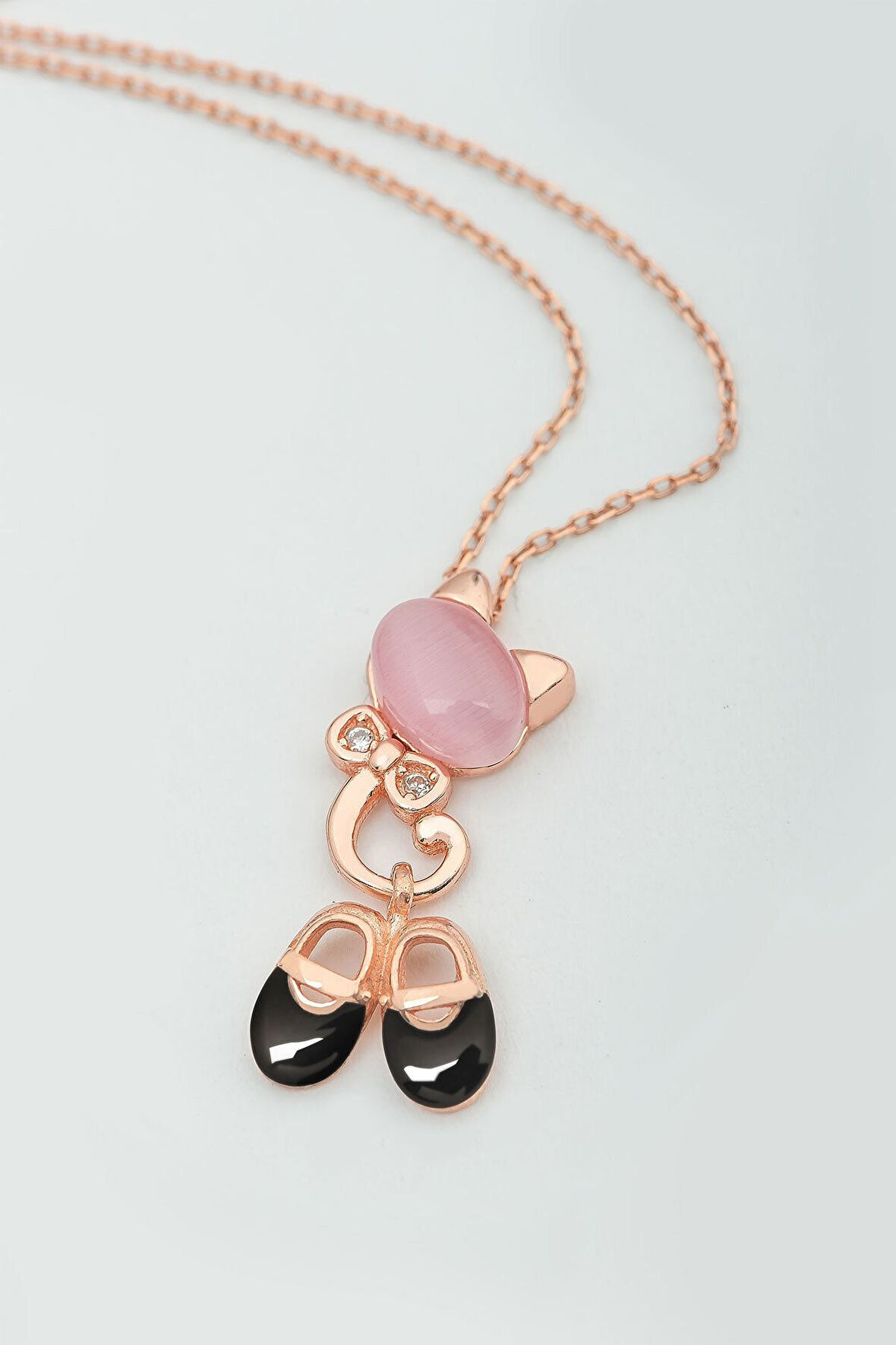 925 Ayar Gümüş Rose Kaplama Ay Taşlı Papuç Kedi Kolye