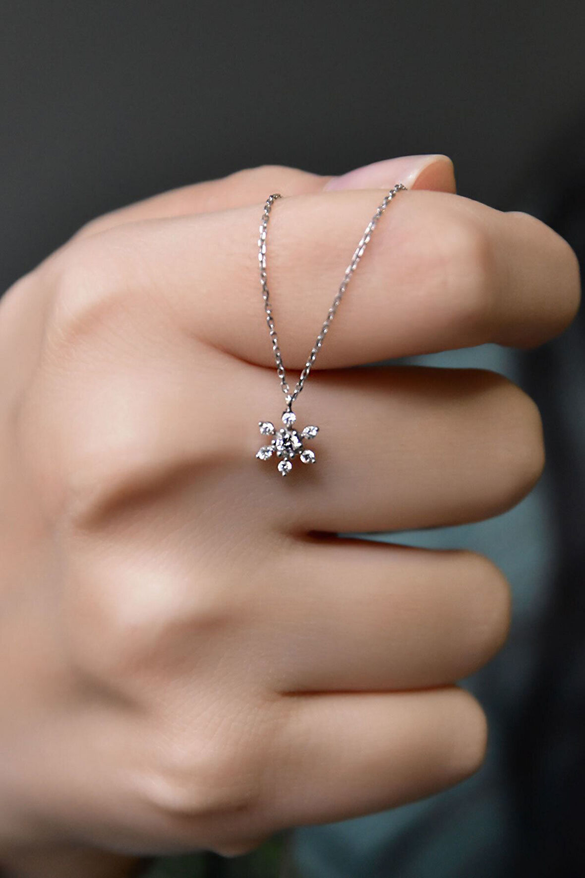 925 Ayar Rodyum Kaplama Kartanesi Gümüş Kolye