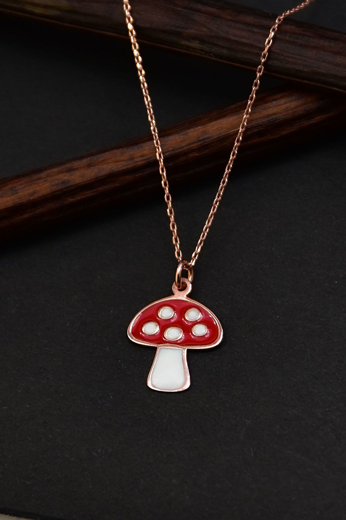 925 Ayar Gümüş Rose Kaplama Mineli Mantar Kadın Kolye