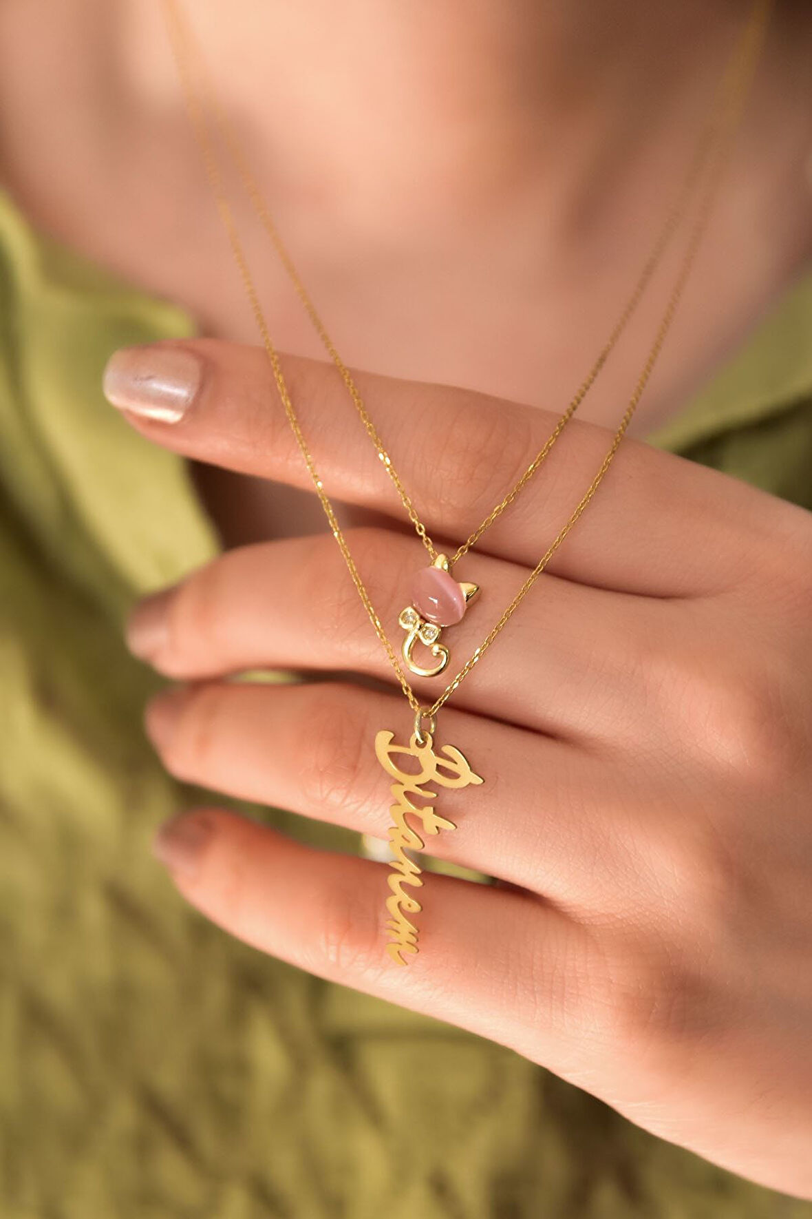 925 Ayar Gümüş Altın Kaplama Kedi Ve Bitanem Yazılı Asansörlü Kolye