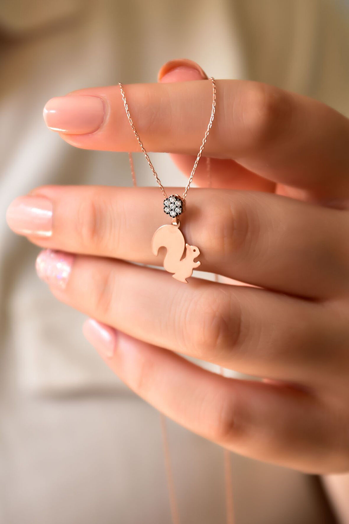 925 Ayar Gümüş Rose Kaplama Elmas Montürlü Sincap Kolye