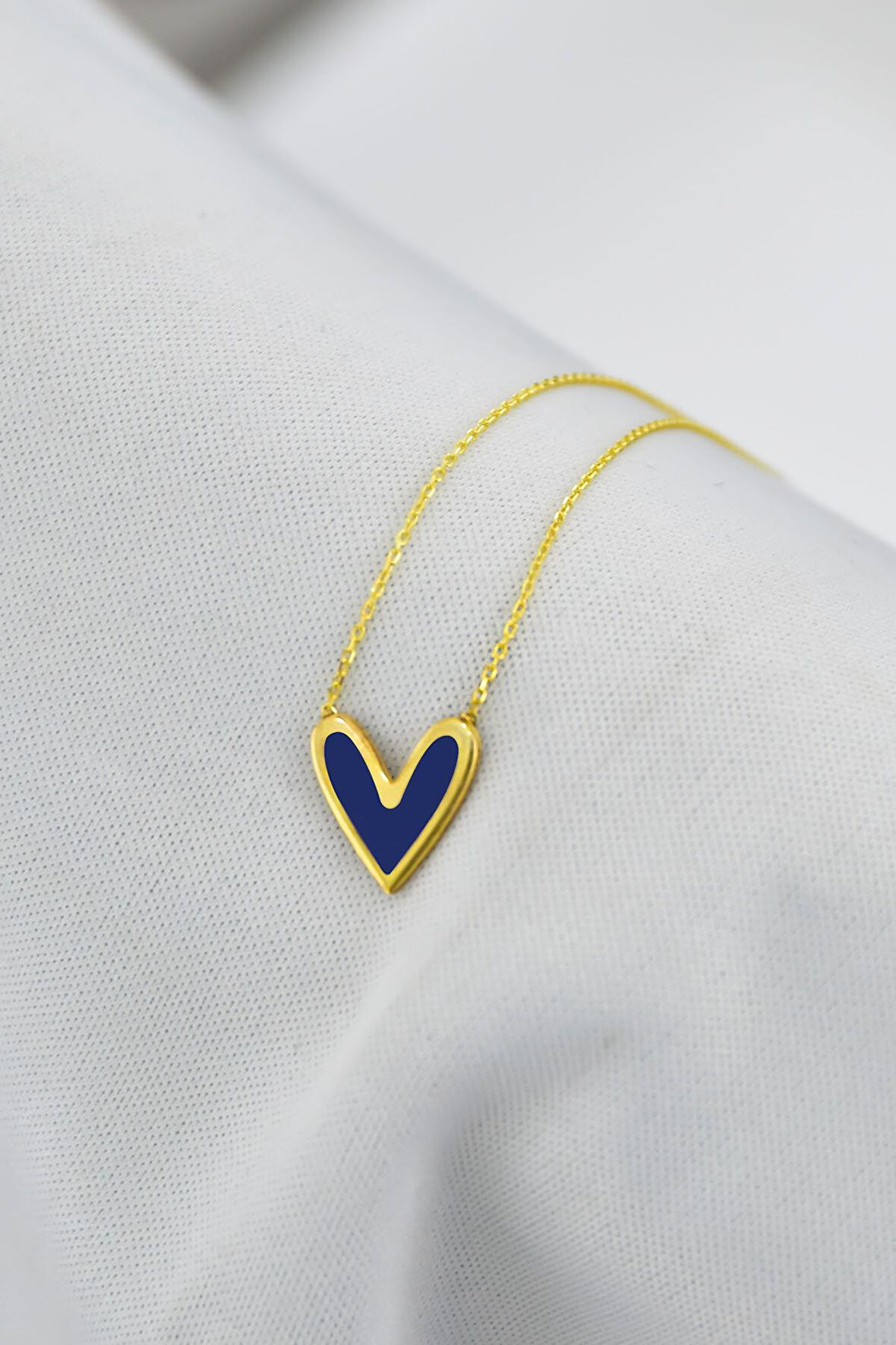 925 Ayar Gümüş Altın Kaplama Lacivert Oval Mineli Kalp Kolye