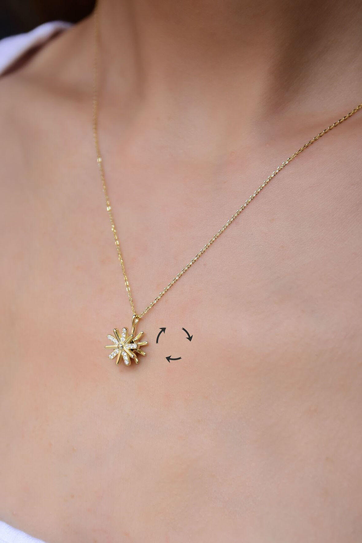 925 Ayar Gümüş Altın Kaplama Dönen Dümen Kolye