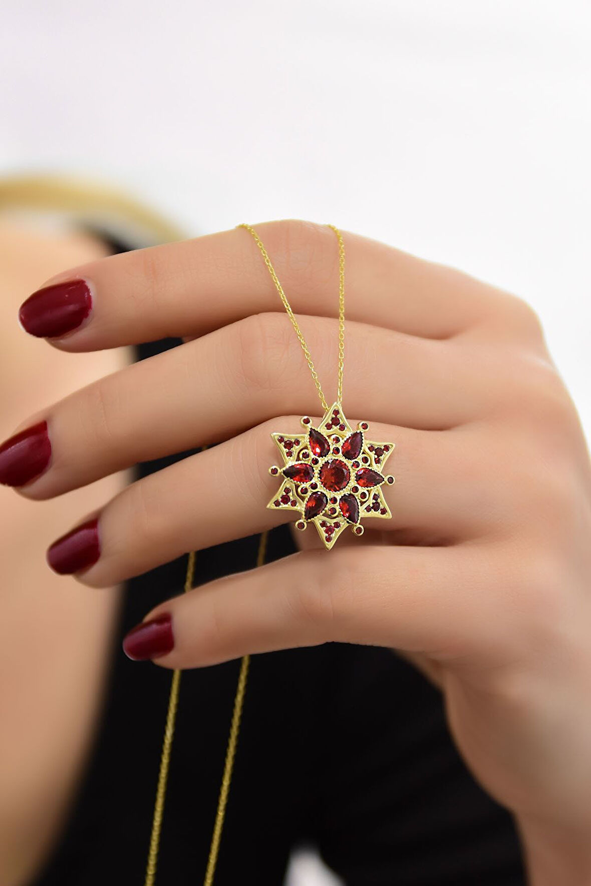 925 Ayar Gümüş Altın Kaplama Ruby Yıldız Kartanesi Kolye