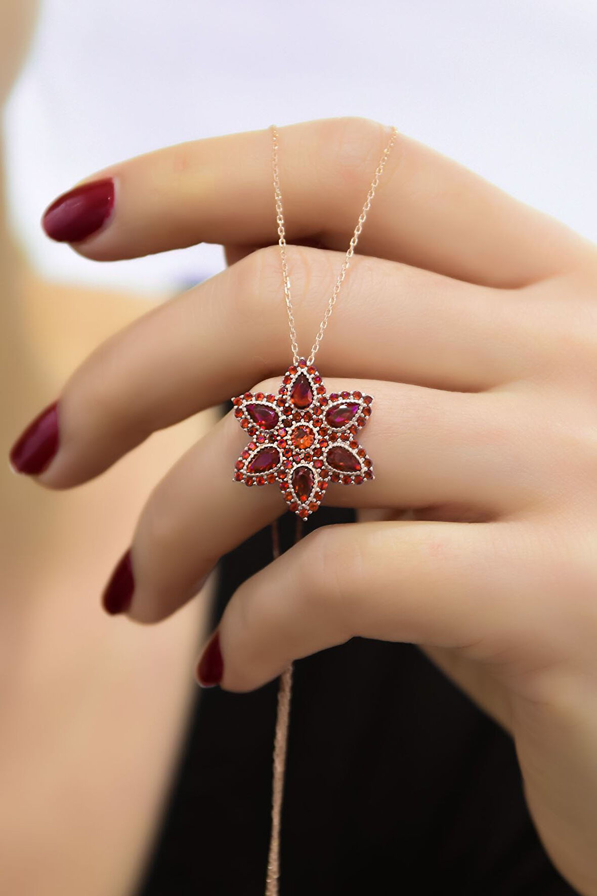 925 Ayar Gümüş Rose Kaplama Kırmızı Damla Lotus Kolye